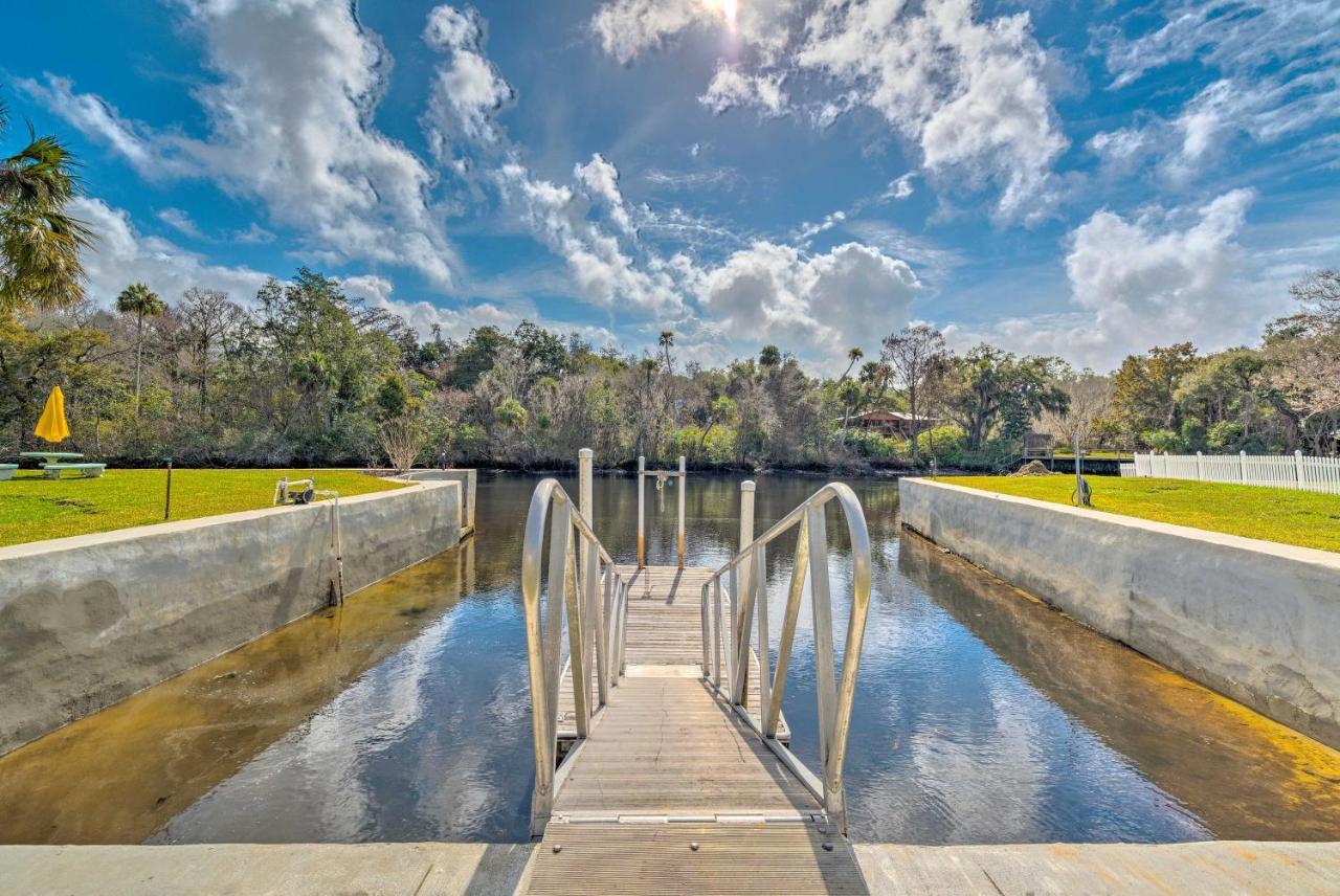 Withlacoochee River House With Dock And Kayaks! Yankeetown Dış mekan fotoğraf
